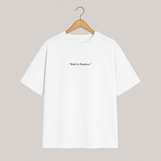 T-shirt oversize BEYOND HORIZON "Built in Shadows."