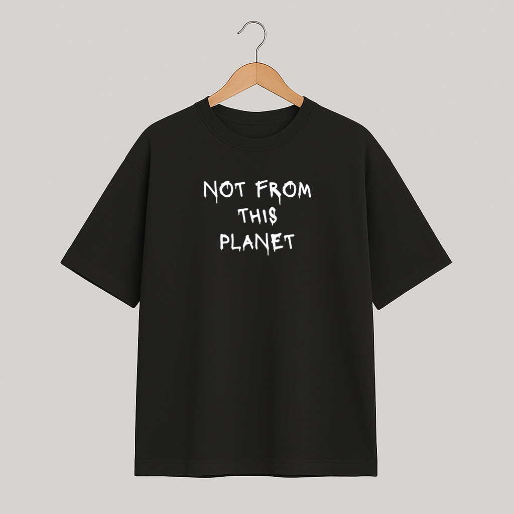 T-shirt oversize COSMIC OUTLAWS "Not from this planet"
